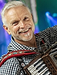 T-MIDSde_bid829018_wer11.jpg
